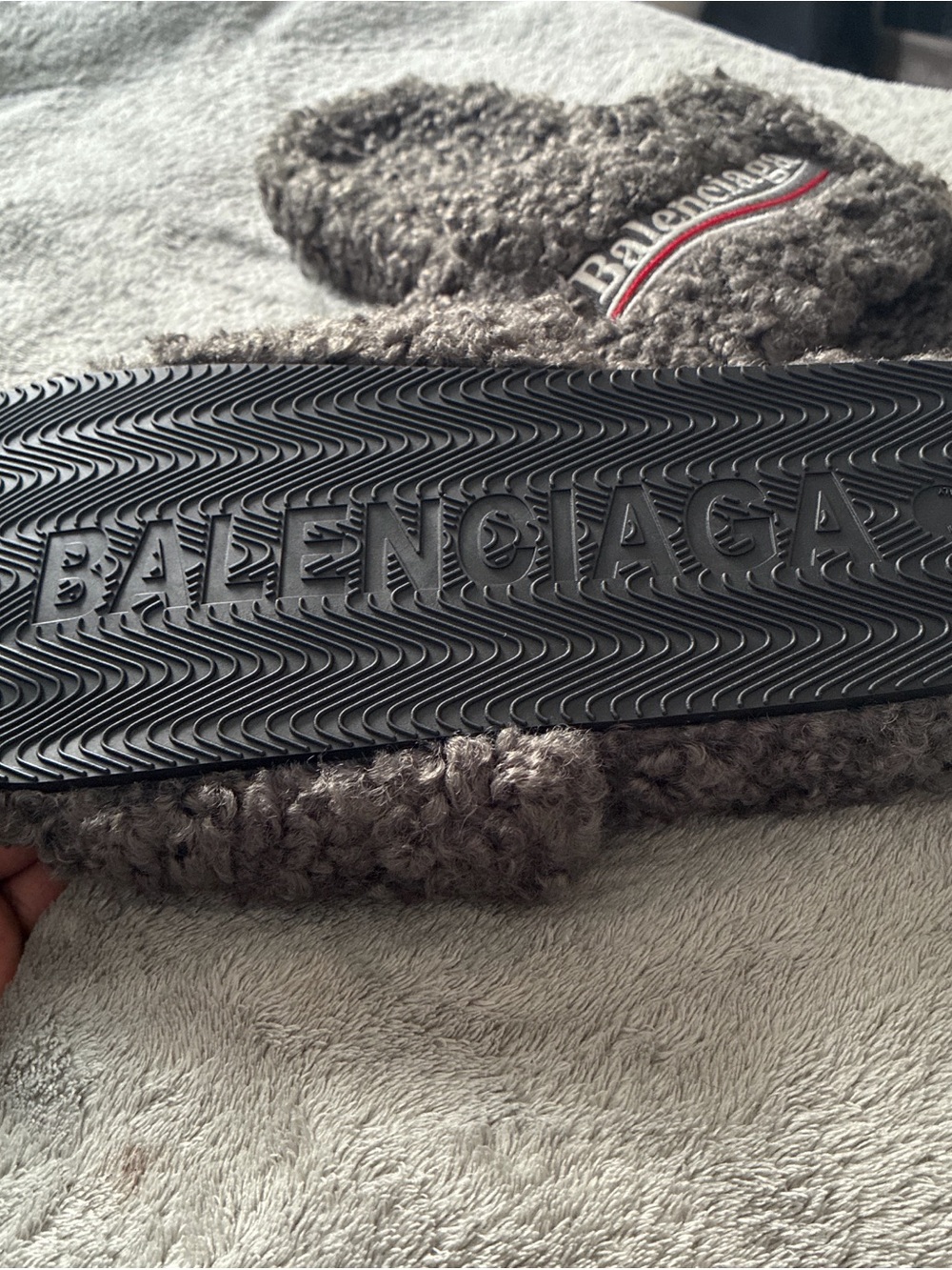 Balenciaga gray fur slides - Picture 2 of 2
